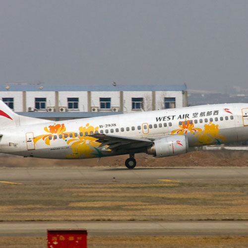 West Air pesawat 2