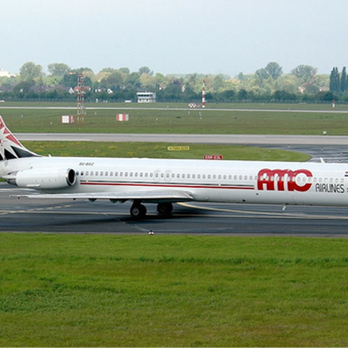 AMC Airlines avión 6