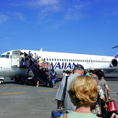 Hawaiian Airlines pesawat 4
