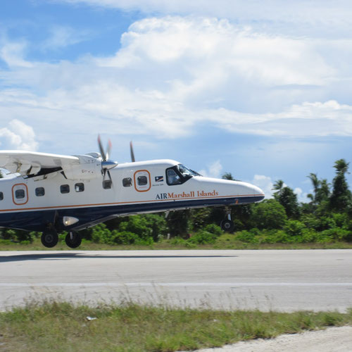 Air Marshall Islands avión 2