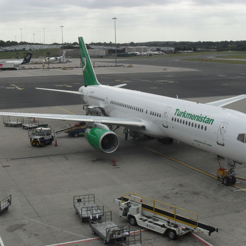Turkmenistan Airlines pesawat 3