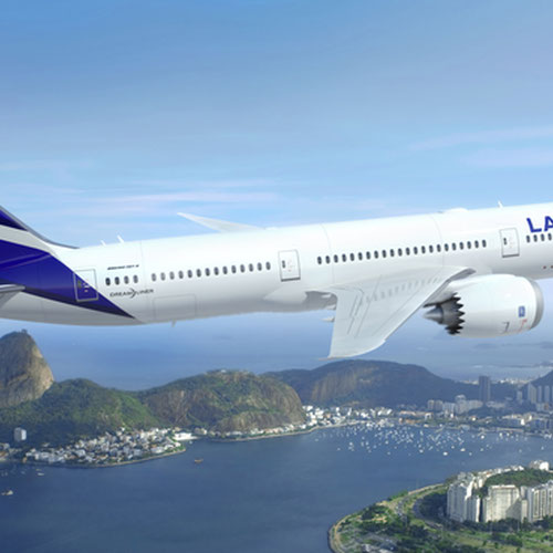 LATAM Airlines Brasil aeronave 4