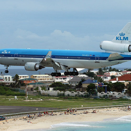 KLM pesawat 3