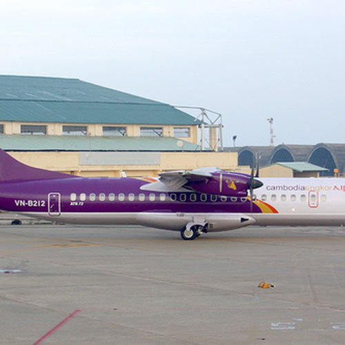 Cambodia Angkor Air aircraft 3