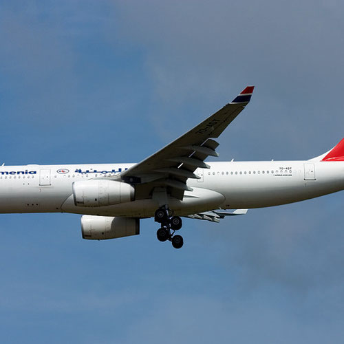 Yemenia aircraft 8