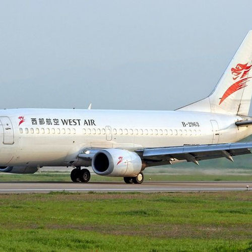 West Air pesawat 1