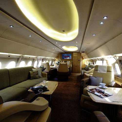Tyrolean Jet Services avión 10