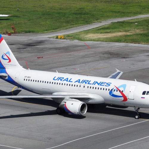 Ural Airlines aeronave 4