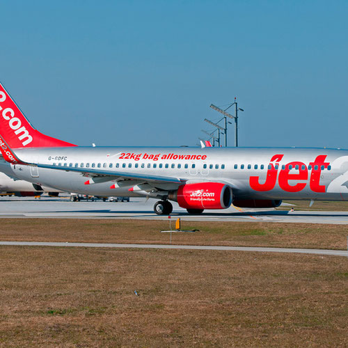 Jet2.com pesawat 8