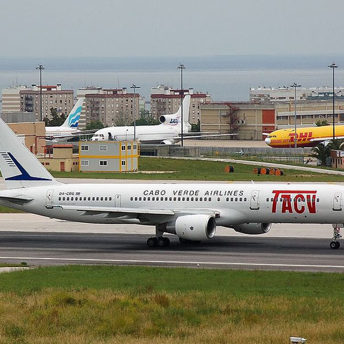 TACV Cabo Verde Airlines avión 5