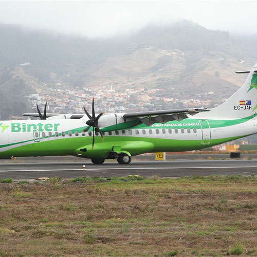 Binter Canarias aircraft 4