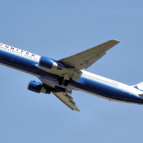 United Airlines aircraft 4