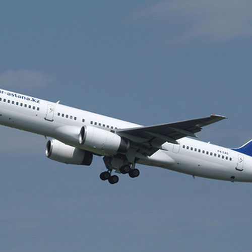 Air Astana pesawat 3