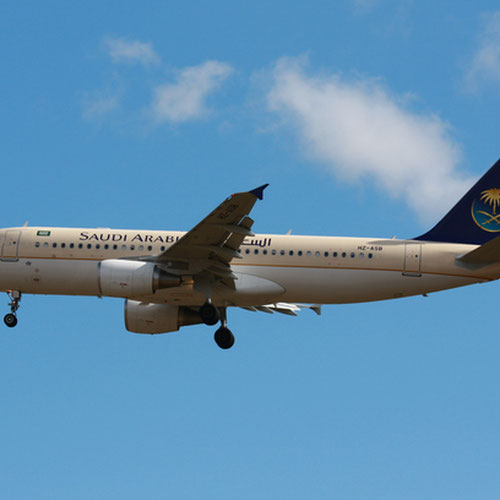 Saudi Arabian Airlines avión 2