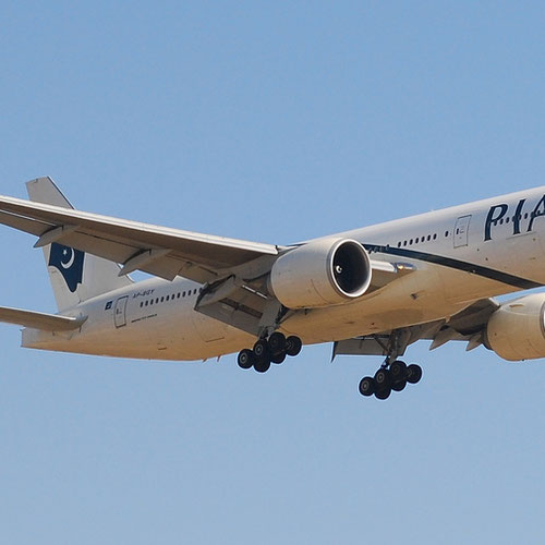 Pakistan International Airlines pesawat 3