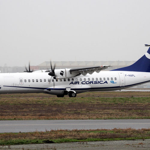 Air Corsica aeronave 3