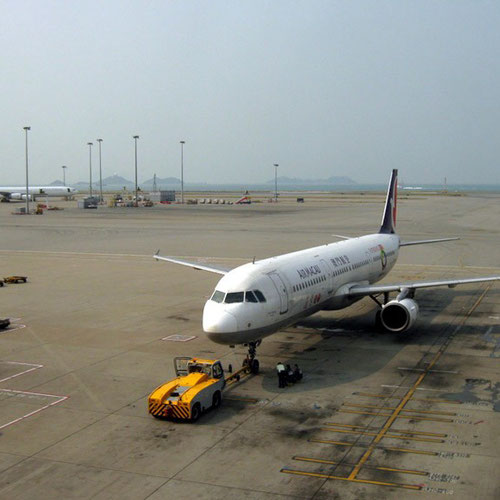 Air Macau pesawat 7