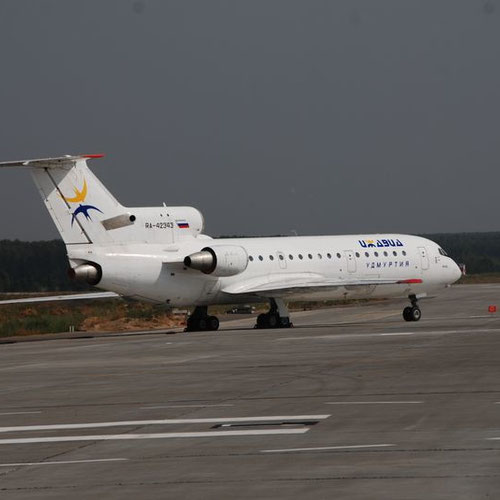 Izhavia pesawat 2