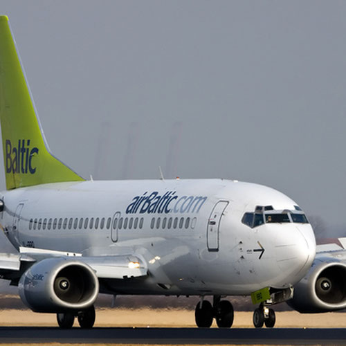 AirBaltic avión 3
