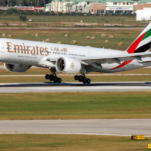 Emirates pesawat 1