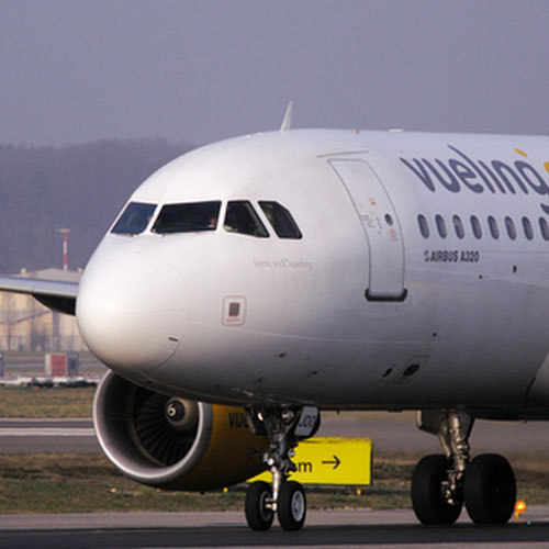 Vueling Airlines pesawat 4