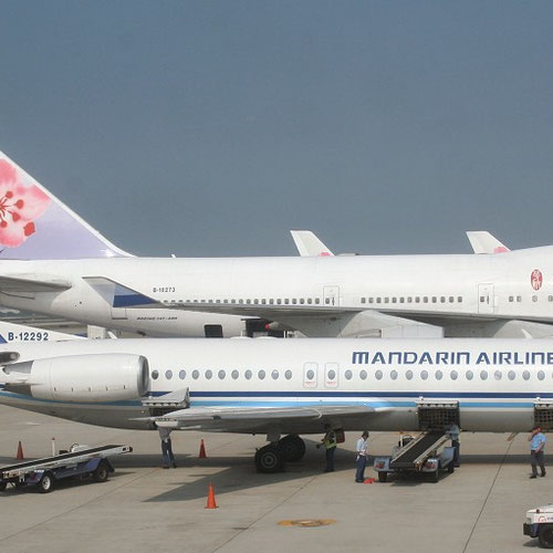 Mandarin Airlines aeronave 2