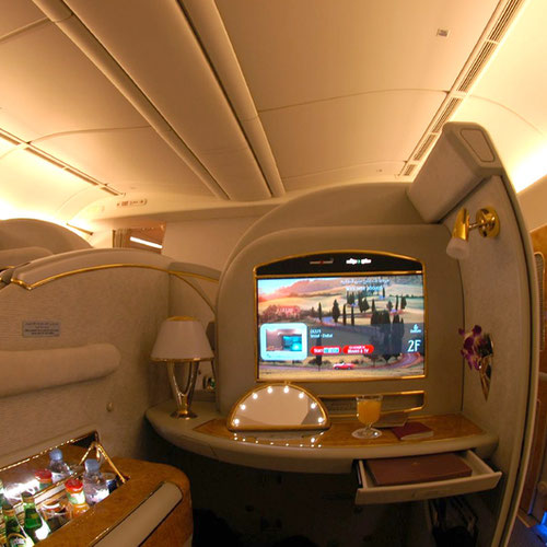 Emirates pesawat 4