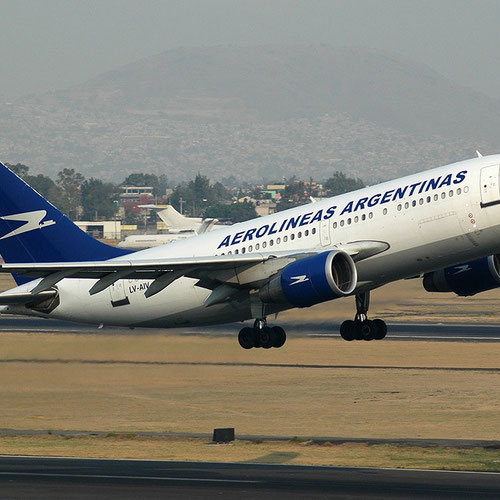 Aerolineas Argentinas aircraft 4