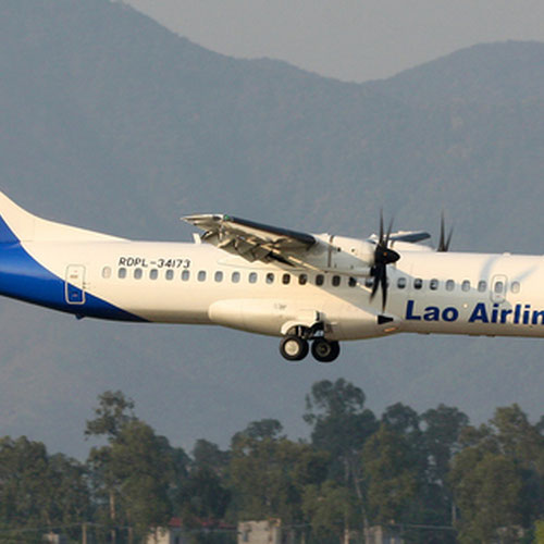 Lao Airlines pesawat 4