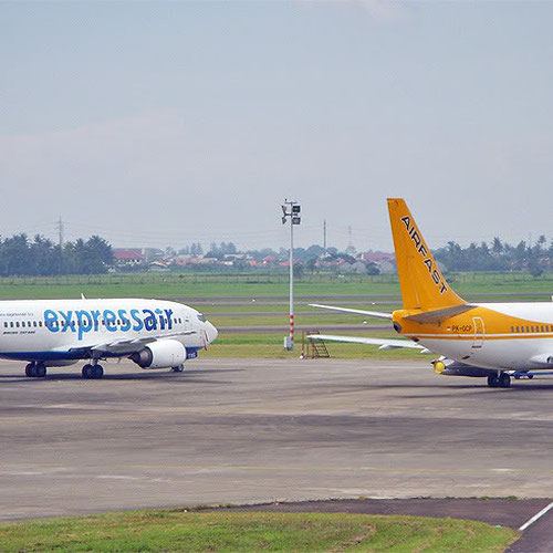 Express Air pesawat 2